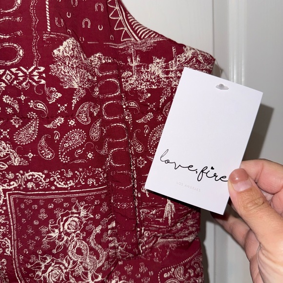 Love, Fire Burgundy Paisley Vest - Picture 4 of 4